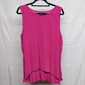 Women’s XL tank. Lightly worn.